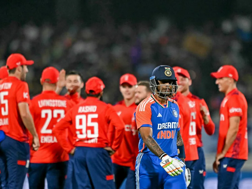 Global Eye : India vs England 3rd T20I: Varun Chakravarthy’s Five-Wicket Haul in Vain as England Secure a 26-Run Victory