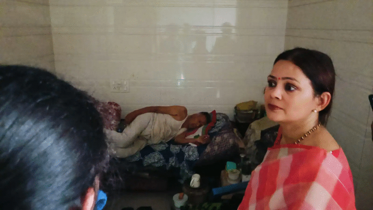Global Eye : 39 Seniors Rescued from Noida Old-Age Home in Inhumane Conditions