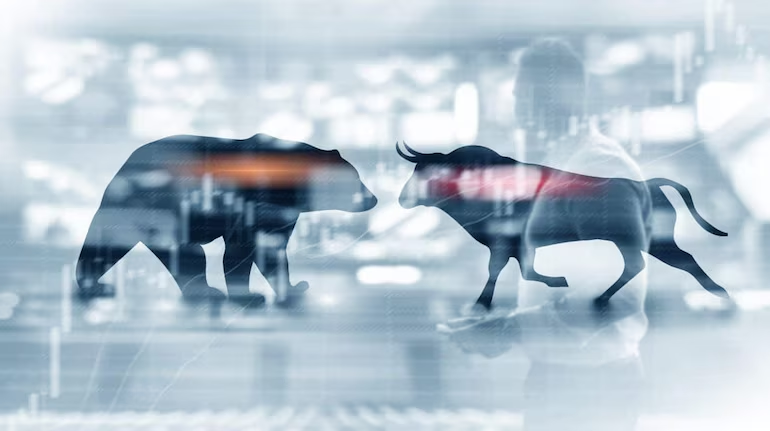 Global Eye : HDFC Bank Eyes Special Interim Dividend & Bonus Shares on July 19 — What It Means for Investors