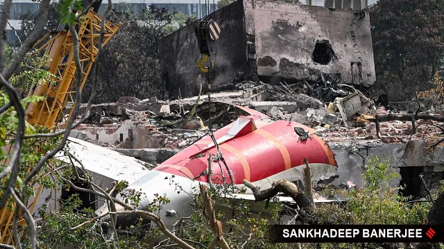 Global Eye : Air India Ahmedabad Crash Probe Focuses on Mysterious Fuel Switch Malfunction