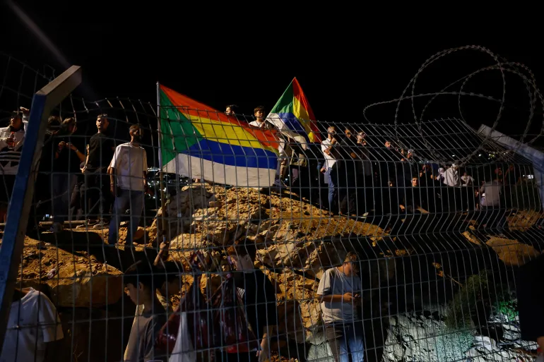 Global Eye : Israeli airstrikes in Syria and Gaza kill 93 in 24 hours. Syria accuses Israel of inciting chaos. UN calls emergency meeting on Mideast crisis.