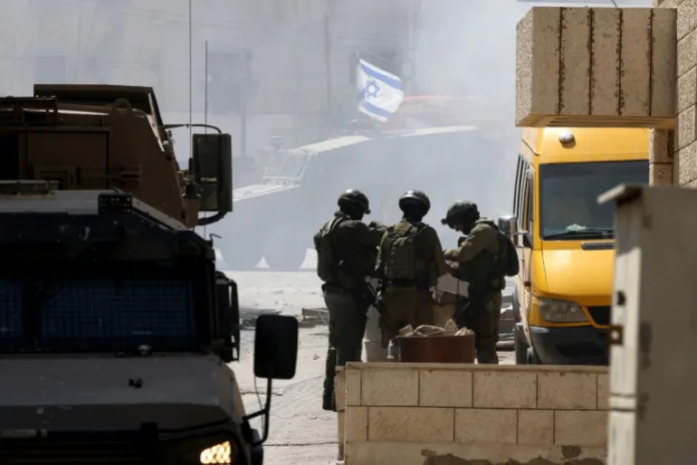 Global Eye : Israeli air force intercepts Gaza projectile amid escalating violence; Gaza hospitals overwhelmed by starving children and medical shortages.